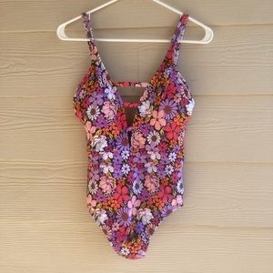 NWT Vintage style  Floral V Strappy front One Piece Swimsuit